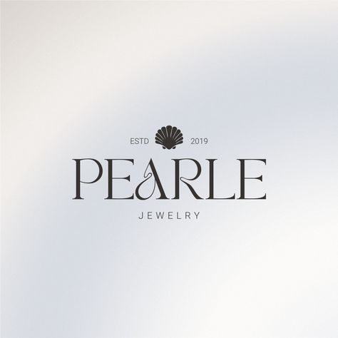 Pearl jewelry logo design. Natural materials and textures are the inspiration for this design. You can see the complete project in my Behans profile! Thanks for watching! Jewelry Shop Logo Ideas, Jewelry Brand Name Ideas Logo, Pearl Graphic Design, Graphic Design Jewelry, Jewelry Design Logo, Pearl Logo Design Ideas, Jewelry Company Logo, Beads Logo Design, Pearl Logo Design