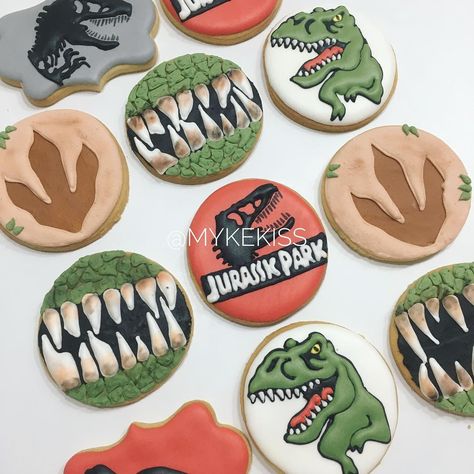 Fancy Cookies Sugar Cookies on Instagram: “Jurassic cookies; . #jurassicworld #jurassiccookies #dinosaur #dinasourcookies #sugarcookies #sugarcookiesmalaysia #fancycookies…” Jurassic Cookies Decorated, Jurassic World Cookies Decorated, Jurassic World Cookies, Jurassic Park Cookies, Dinosaur Cookies, Coop Ideas, Cookies Sugar, Fancy Cookies, Dino Party