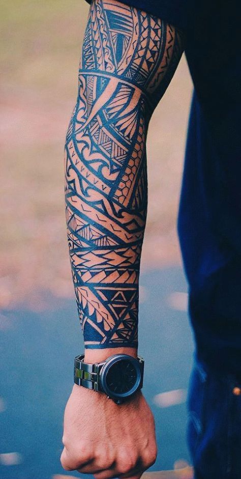 Tattoos Arm Mann, Tato Maori, Arm Tattoos For Men, Stil Masculin, Tato Lengan, Forearm Band Tattoos, Full Arm Tattoos, Maori Tattoo Designs, Cool Arm Tattoos