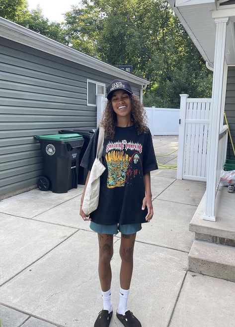 Oversized Vintage Tshirt Outfit, Teddy Fresh Aesthetic, Humid Rainy Day Outfit, Graphic Tees Y2k, Gardening Outfits, White Under Shirt, Vintage Graffiti, Vacation Tshirt, Watermelon Shirt