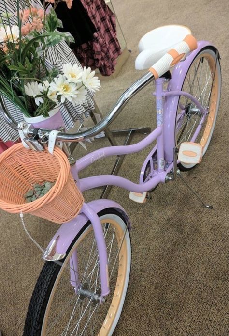 Bicycle Aesthetic, Aesthetic Bike, Purple Bike, Image Moto, Bike Aesthetic, Pretty Bike, Pretty Cars, Cruiser Bike, Spring Aesthetic