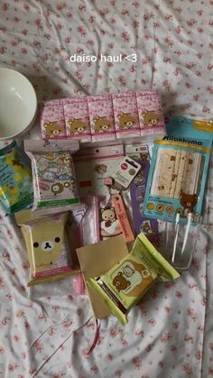 Room Danish Pastel, Aesthetic Pastel Room, Snacks Japonais, Danish Pastel Aesthetic, 2022 Aesthetic, Cute Snacks, Pastel Room, Danish Pastel, Cute School Supplies