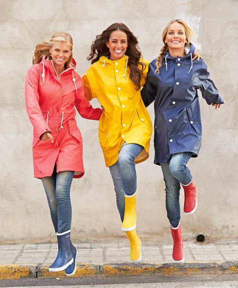 Inappropriate Clothing, Red Raincoat, Rainwear Girl, Wellies Rain Boots, Vinyl Raincoat, Blue Raincoat, Rainy Day Fashion, Rainwear Fashion, Long Rain Coat