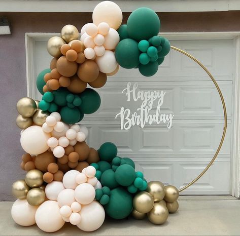 Round Photo Backdrop With Balloons, Balloon On Circle Arch, Round Hoop Balloon Arch, Circle Background With Balloons, Ginger Ray Balloon Arch, Round Birthday Backdrop, Gold Circle Backdrop With Balloons, Balloon Arch With Circle Backdrop, Balloon Garland On Round Stand