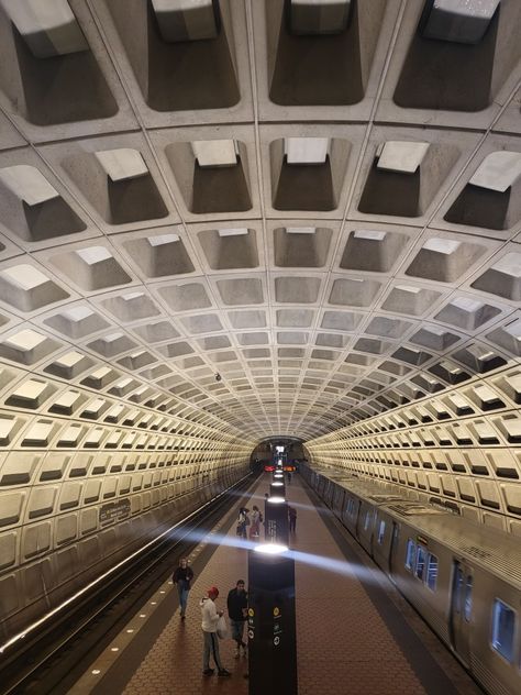 Washington DC metro Gym, Teens Aesthetic, Washington Dc Metro, Rapid Transit, Dc Metro, Gym Selfie, Washington Dc, Washington, Lost