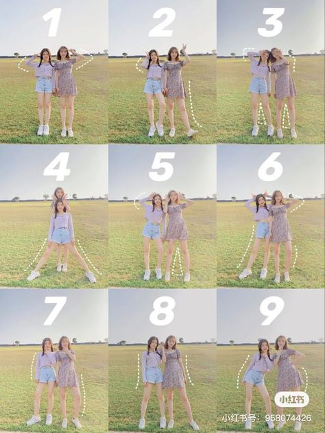 Bff Poses Photoshoot, Pose Ideas With Bestie, Cute Bff Poses, Bff Poses Photo Ideas, Cheerful Pose, Ide Pose Foto, Ide Pose, Photos Bff, Bff Poses