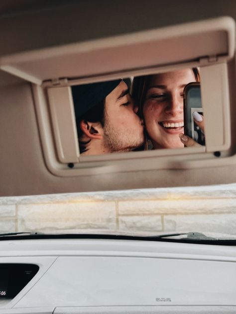 #cars #mirror #selfie #with #loml #couple #inspo Car Photos Couple, Couple Poses In Front Of Mirror, Couple Photos In Car Ideas, Couple Photo In Car, Car Couple Poses, Couple Car Photos, Couple Mirror Selfie Aesthetic, Mirror Selfie Cute, Car Mirror Selfie