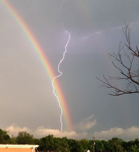 Double Rainbow, Lightning Amazing Nature, Nature, Double Rainbow, Thunder And Lightning, Weather Photos, Lightning Strikes, Natural Phenomena, Beautiful Rainbow, Science And Nature