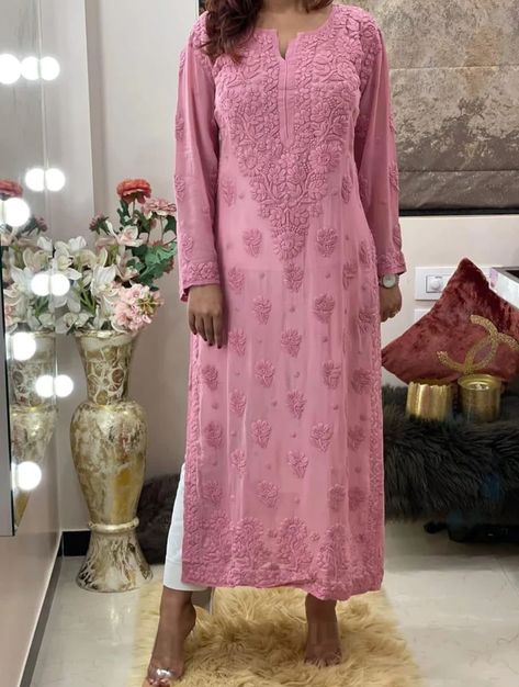 Lucknow Chikankari Dresses by Inaya Khan – Page 20 – Inayakhan Shop Chikankari Dresses, Chicken Dress, Different Types Of Dresses, Fancy Sandals, Chikankari Kurta, Trendy Outfits Indian, Chikankari Suits, Kurta Cotton, Latest Dress Design