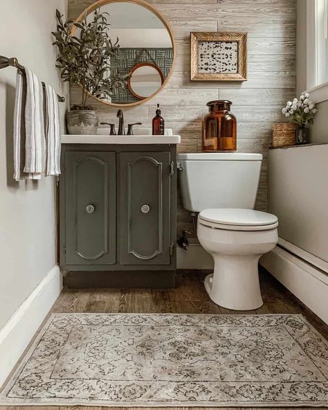 Rustic Transitional Bathroom, Men’s Small Bathroom Ideas, Gray Beige Bathroom Ideas, Small Kitchen Area Ideas, European Modern Decor, Painted Bathroom Vanity Before And After, Small Bathroom Inspo Boho, Rustic Boho House Interior, Bathroom Color Schemes Farmhouse