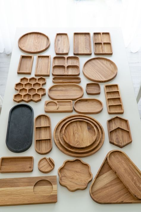 Add a touch of sophistication to your living space with this versatile tray. Perfect for serving drinks or displaying decor items. #homedecor #decor #woodentray #blacktray #homedecoration Wood Kitchen Items, Wooden Accessories Decor, Wooden Tray Decoration Ideas, Wooden Products Ideas, Wooden Decorative Items, Wooden Decor Ideas, Wooden Gift Ideas, Wood Tray Decor, Tray Decor Ideas