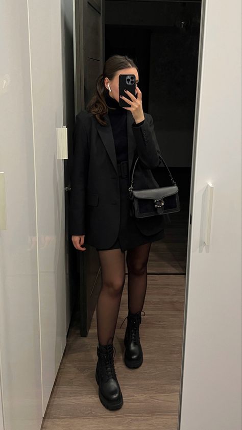 Salon Outfits Stylists All Black, Black Dress Black Jacket Outfit, Going Out Black Outfit, Casual Outfits Night Out, Black And White Classy Outfits, Work Christmas Dinner Outfit, Outfits For The Movie Theater, Casual Work Christmas Party Outfit, Outfit For Theater Night