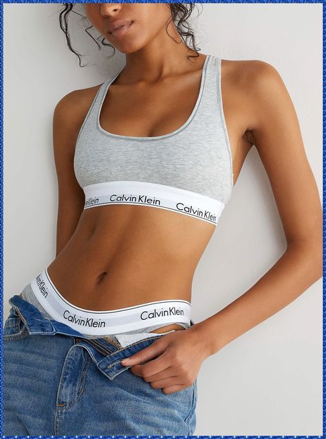 Calvin Kline Outfits, Calvin Klein With Jeans, Calvin Clein Under Wear Aesthetic, Calvin Klein Under Wear Women Outfit, Calvin Klein Outfits Baddie, Top Calvin Klein Outfit, Calvin Klein Aethstetic, Calvin Klein Boxers For Women, Ck Bra Outfit
