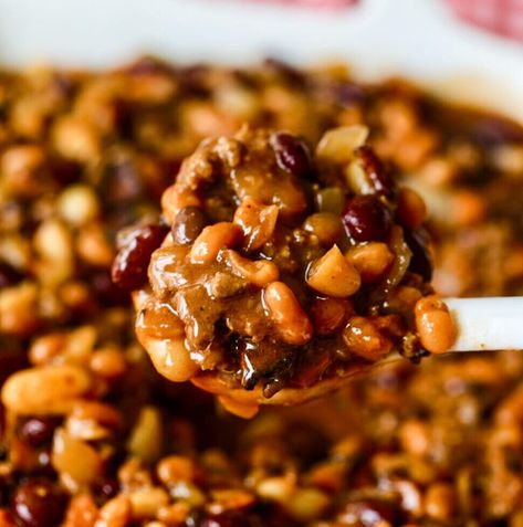 Funeral Beans, Beans For A Crowd, Cowboy Baked Beans, Calico Beans, Cowboy Beans, Hp Sauce, Baked Bean Recipes, Best Party Food, Pioneer Woman Recipes