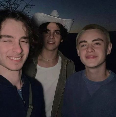 Wyatt Oleff, Jaeden Martell, Its 2017, It The Clown Movie, Best Horror Movies, Young Avengers, Best Horrors, Cat Boys, It Movie Cast