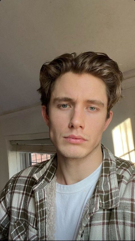 Brown Hair Brown Eyes Guy Character Inspiration, Brunette Guys With Blue Eyes, Brown Hair Brown Eyes Guy, Brown Hair Male, Dark Hair Blue Eyes, Mens Medium Length Hairstyles, Brown Hair Men, Blue Eyed Men, Brown Hair Blue Eyes