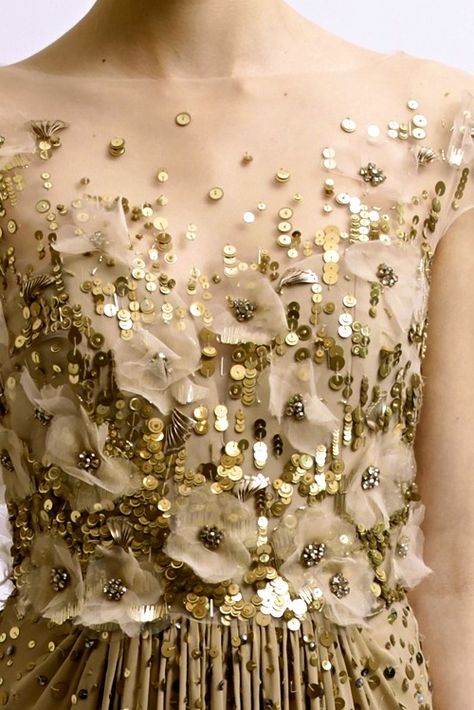 Badgley Mischka, Organza Gowns, Couture Details, Sashiko, Fashion Details, Gold Wedding, Beaded Embroidery, Just In Case, Bead Work