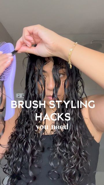 Curl Wet Hair With Brush, How To Curl Wet Hair With Brush, How To Brush Hair, Curling Wet Hair, Wet Brush Curly Hair, Curls With Brush, How To Brush Style Curly Hair, How To Curl Wet Hair, Hairbrush Curls