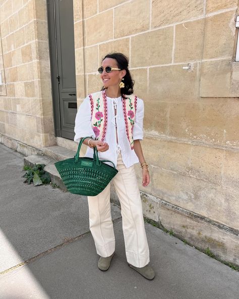 Pink & Green 💕 Bref le soleil est revenu! Blouse @jannemill Gilet @zara Jean @laredoute Dac @sezane Instagram, Pink, 2024 Pink, Zara Jeans, Pink And Green, Lily, Zara, Green, On Instagram