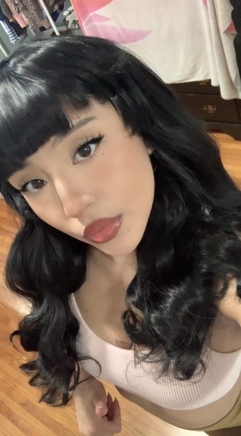 Micro Bangs Makeup, Micro Bangs On Round Face, Hairstyles With Micro Bangs, Long Hair With Micro Bangs, Black Hair Micro Bangs, Microbangs Round Face, Short Hair Micro Bangs, Micro Bangs Long Hair, Microbangs Hairstyles