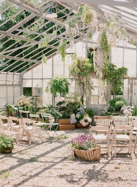 10 Unique Wedding Venues / Greenhouses- Kind of interesting, something to think about but not really sure if it's your thing. NOT just greenhouse, check out all the options :) Alternative Wedding Venue, Vintage Chic Wedding, English Garden Wedding, Festival Bride, Greenhouse Wedding, Fleur Design, Rustic Fall Wedding, Unique Wedding Venues, Fall Wedding Decorations