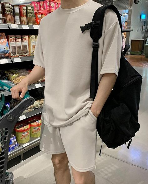 Dad Outfits Casual For Men, Streetwear Men Outfits Street Fashion, Boyfriend Outfit, Minimalist Fashion Men, Trendy Boy Outfits, Guys Clothing Styles, Mens Trendy Outfits, Mens Casual Dress Outfits, Korean Fashion Men