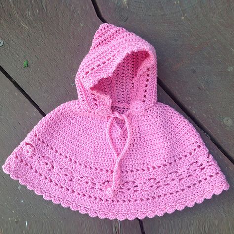 This hooded poncho is within free pattern and for every crocheter. Little baby can be dressed up with this cloth when outside is not so warm during spring or summer. Soft and delicate yarn guarantee good feeling in this.  Share your final art in our facebook group  join our facebook group  > Free Crochet Pattern is here << Baby Crochet Shawl, Baby Shawl Crochet Pattern Free, Crochet Baby Shawl, Knitting Animals, Crochet Baby Poncho, Knitting Poncho, Trendy Knitting, Baby Poncho, Baby Shawl