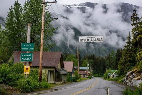 Hyder Is The Small Alaskan Town That Runs Off Of Everything Canadian Ghost Towns, Hyder Alaska, Midwest Emo, Small Town America, Small Town Life, Forest Service, American Dream, Tourist Destinations, Small Town