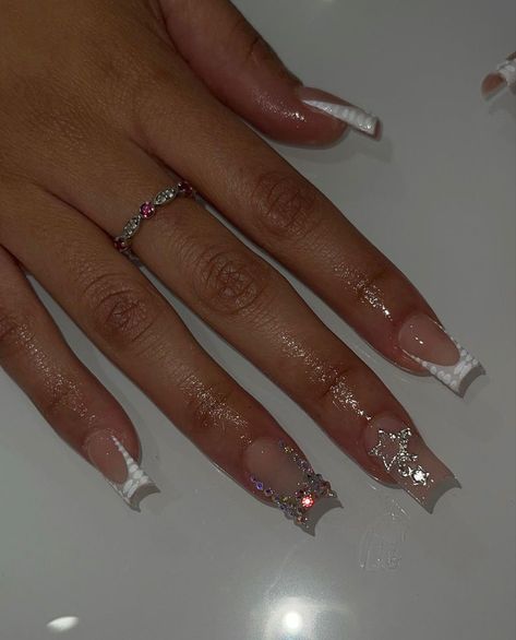 777 Popular Nail Ideas Almond, Birthday Nail Inspo Acrylic Short, Rhinestone Nails Medium Length, Square Acrylic Nails Aesthetic, Nail Inspo Hoco, Glitter Acrylic Nails Designs, Prom Nails Gems, Medium Square Acrylic Nails Birthday, Latina Nail Designs Short