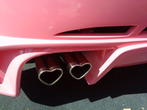 heart shape ....unbelievable ?? Heart Shaped Exhaust Pipe, Heart Car Lights, Pink Honda Civic, Kawaii Car, Car Assesories, Girly Car Accessories, Car Deco, Pimped Out Cars, Girly Car