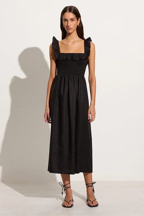 L'Oasis | Shop Resort 24 - Faithfull the Brand AU Italy Vacation Outfits, Black Dress Midi, What To Wear Fall, Italian Summer Outfits, Flirty Tops, Gerard Darel, Italy Outfits, Midi Dress Black, Linen Midi Dress