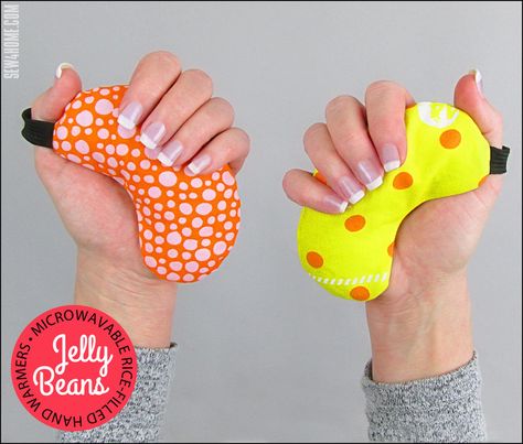 Sewing Basics, Diy Hand Warmers, Rice Bags, Fabric Purses, Small Sewing Projects, Jelly Bean, Sewing Tutorial, Sewing Skills, Sewing Gifts