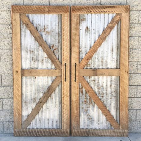 53 Creative and Gorgeous DIY Barn Door Plans and Ideas Diy Barn Door Plans, Door Plans, Door Plan, Diy Barn, Fa Fal, Shed Doors, Metal Barn, 카페 인테리어 디자인, Diy Barn Door