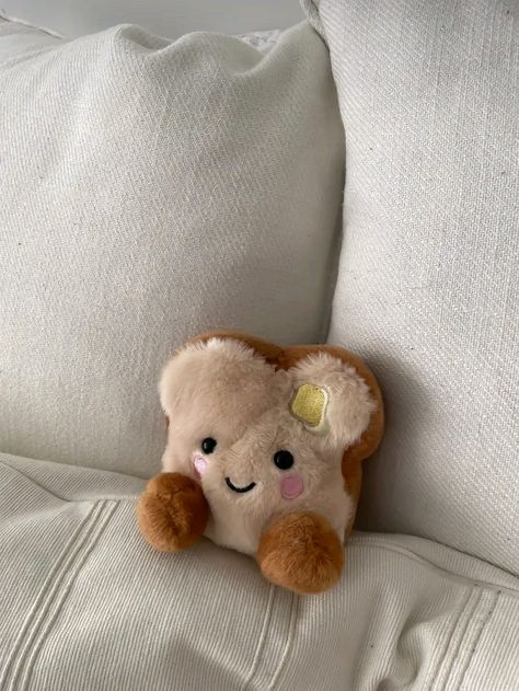 Kawaii, Jellycat Mushroom, Toast Jellycat, Mushroom Jellycat, Cute Jellycat, Cute Stuffed Animals Plushies, Cute Stuffed Animals Kawaii Plushies, Jellycat Plushies, Cute Things To Buy