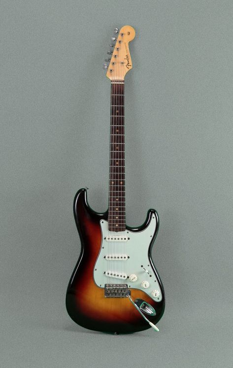 1960 Fender Stratocaster Sunburst Sunburst Stratocaster, Fender Stratocaster Sunburst, Famous Guitarists, Learn Guitar Chords, Fender Vintage, Stratocaster Guitar, Fender Electric Guitar, Fender Guitar, Guitar Tutorial