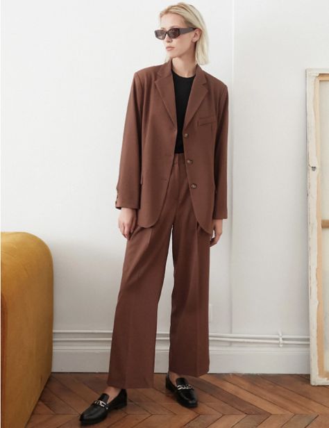 13 Trendy Suits for Women You Can Wear Outside the Office | Who What Wear Suits Tv, Suits Tv Shows, Brown Suit, Trendy Suits, Pixie Market, Brown Suits, Prom Suits, Woman Suit Fashion, Vintage Suits