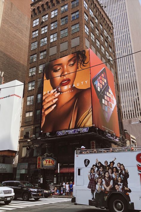 Billboard Design, Billboard New York, Fenty Beauty Aesthetic, Nyc Billboard, Rihanna Fenty Beauty, Famous Lifestyle, Vision Board Images, Career Vision Board, Life Vision Board