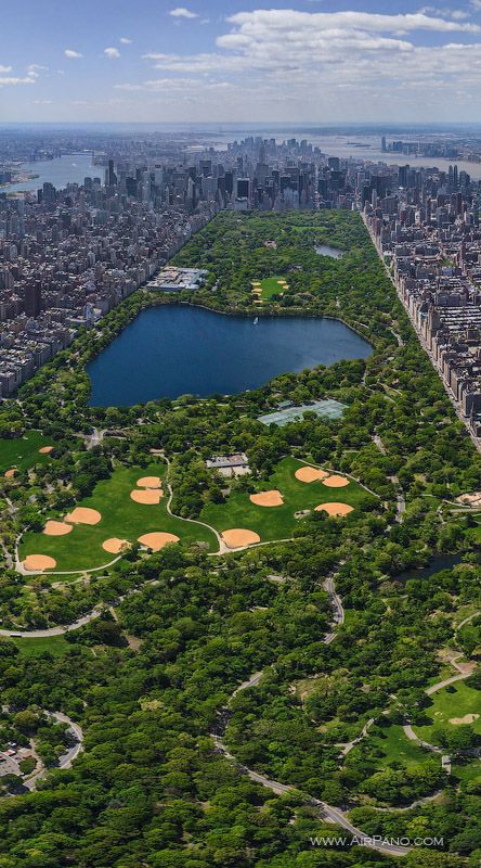 Manhattan Central Park, Usa Nature Beautiful Places, Ny Central Park, New York Central Park Aesthetic, Central Park Wallpaper, New York Nature, Central Park Aesthetic, Nex York, New York From Above