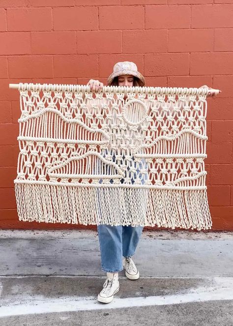 Macrame Tutorial Beginner, Craft Market Display, Large Tapestry, Boho Crafts Diy, Fiber Wall Art, Macrame Knots Pattern, Large Tapestries, Macrame Wall Hanging Diy, Macrame Wall Decor