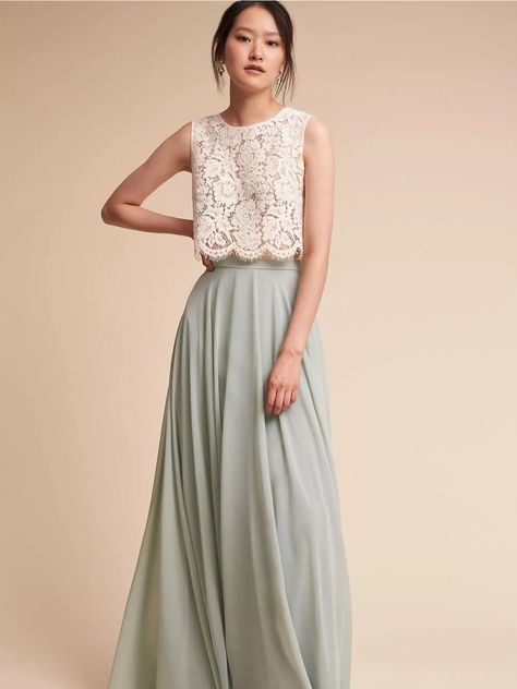 30 Spring Bridesmaid Dresses for 2020 Weddings Two Piece Bridesmaid Dresses, 2 Piece Wedding Dress, Spring Bridesmaid Dresses, Trendy Party Outfits, Bridesmaid Skirts, Outfit Wedding Guest, Two Piece Wedding Dress, Bridesmaid Attire, Bridal Separates