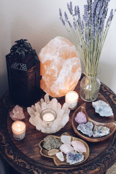 10 Essentials for a Dreamy Boho Bedroom Ideas For Displaying Crystals, Nature Altar Ideas, Dark Spiritual Room Aesthetic, Boho Crystal Decor, Crystal House Decor, Apothecary Aesthetic Bedroom, Simple Witchy Bedroom, Boho Crystal Aesthetic Room, Living Room Crystals