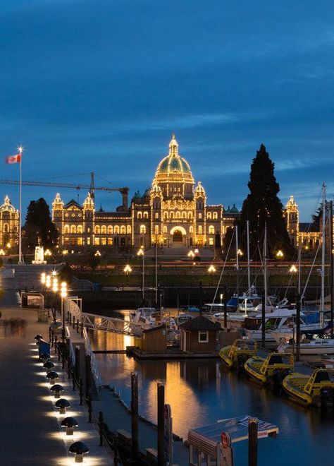 36 Hours in Victoria, British Columbia - The New York Times British Columbia Aesthetic, Victoria Canada British Columbia, Vancouver Vacation, Canada British Columbia, Columbia Travel, World Tourism Day, Victoria Canada, Tourism Day, Victoria British Columbia