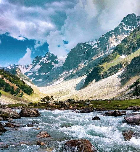 Nature, Sonmarg Kashmir Photography, Indian Nature Photography, Sonmarg Kashmir, Water Landscape, World Wallpaper, Photography Club, Beautiful Background, Landscape Art Painting