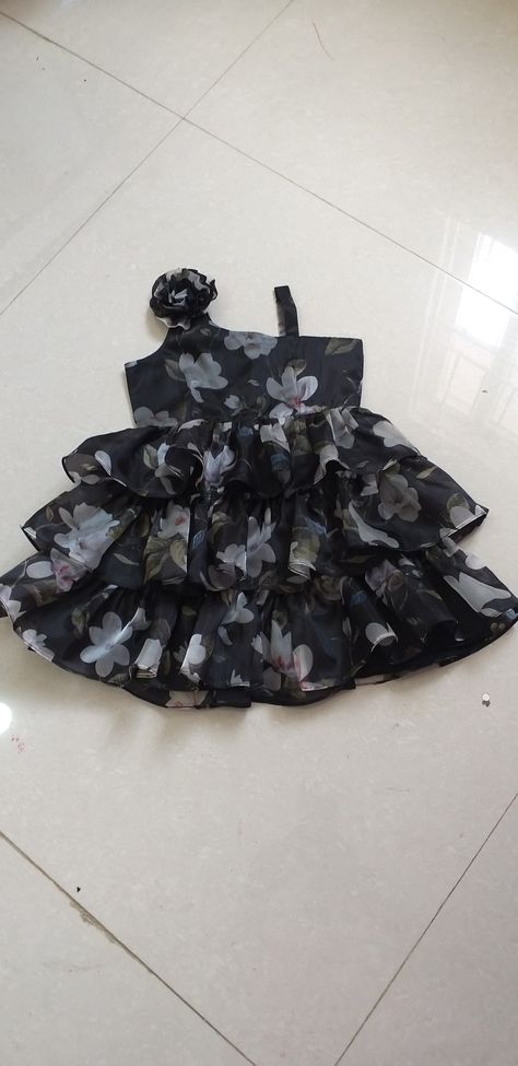 Organza Layered Dress, Girl Baby Frock Designs, Beby Girl Frok Design, Kid Frock Design, Organza Frock For Baby Girl, Frocks For Kids Designer, Organza Dress For Kids Girl, Organza Kids Frocks Design, Organza Baby Frocks Designs