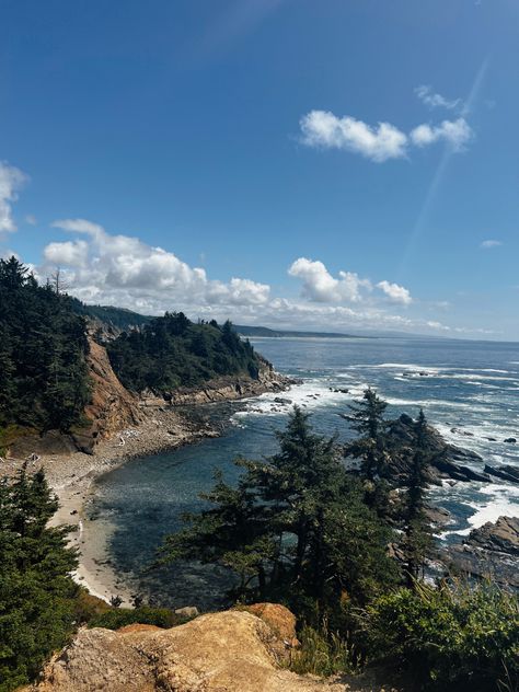 Oregon Vision Board, Grey And Navy Aesthetic, Coast Of Oregon, Oregon Landscape Photography, Oregon Coast Wallpaper, Oregon Living Aesthetic, Oregon Coast Towns, Depot Bay Oregon, Pnw Coast Aesthetic