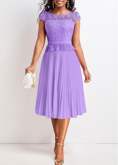 Short Sleeve Lace Dress, Sleeve Lace Dress, Flowy Design, Dress Wedding Guest, Dress Bridesmaid, Lace Short, Round Neck Dresses, Purple Lace, Lace Bodice