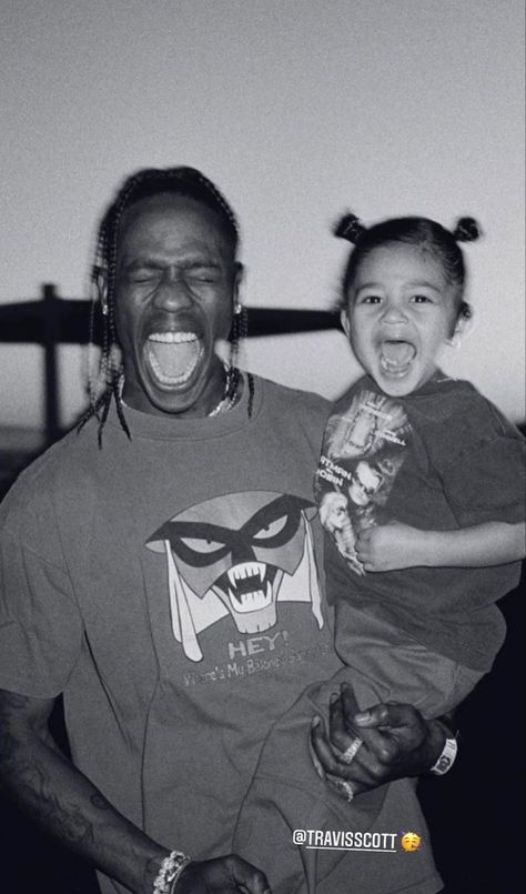 (Stromi’s dad) | @KylieKristenJenner_ Travis Scott Black And White, Travis Scott Icon, Travis Scott Wallpapers Iphone, Travis Scott Lyrics, Travis Scott Wallpaper, Kylie Travis, Penelope Disick, Travis Scott Wallpapers, King Kylie