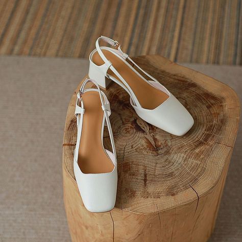 White Closed Toe Shoes, Square Toe Wedding Shoes, Wedding Shoes Square Toe, Low Block Heel Wedding Shoes, Low White Heels, European Footwear, White Low Heels, White Heels Outfit, Block Heel Wedding Shoes