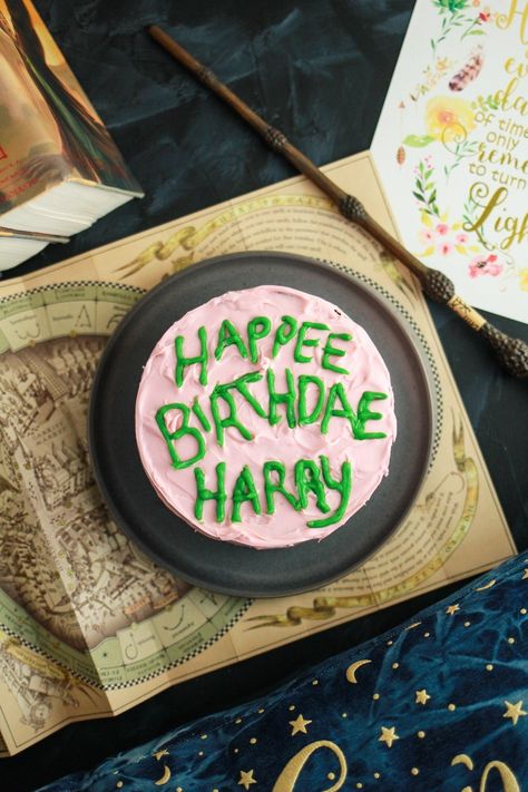 Harry Potter Theme Birthday Party, Harry Potter Sleepover, Harry Potter Motto Party, Harry Potter Weihnachten, Happy Birthday Harry Potter, Harry Potter Parties Food, Harry Potter Movie Night, Harry Potter Marathon, Harry Potter Day