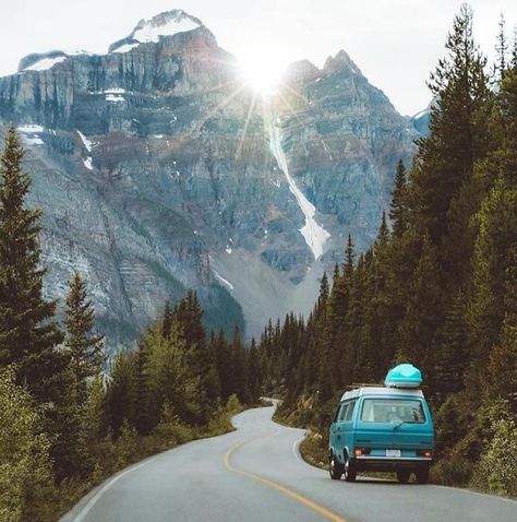 308 Pics From 'Project Van Life' Instagram That Will Make You Wanna Quit Your Job And Travel The World Instagram Visual, Bus Life, Van Living, Travel Van, Camping Life, Vw Bus, Adventure Awaits, Travel Insurance, Van Life